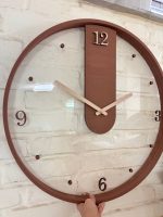 ساعت دیواری مدرن چوبی و شیشه - تصویر 4