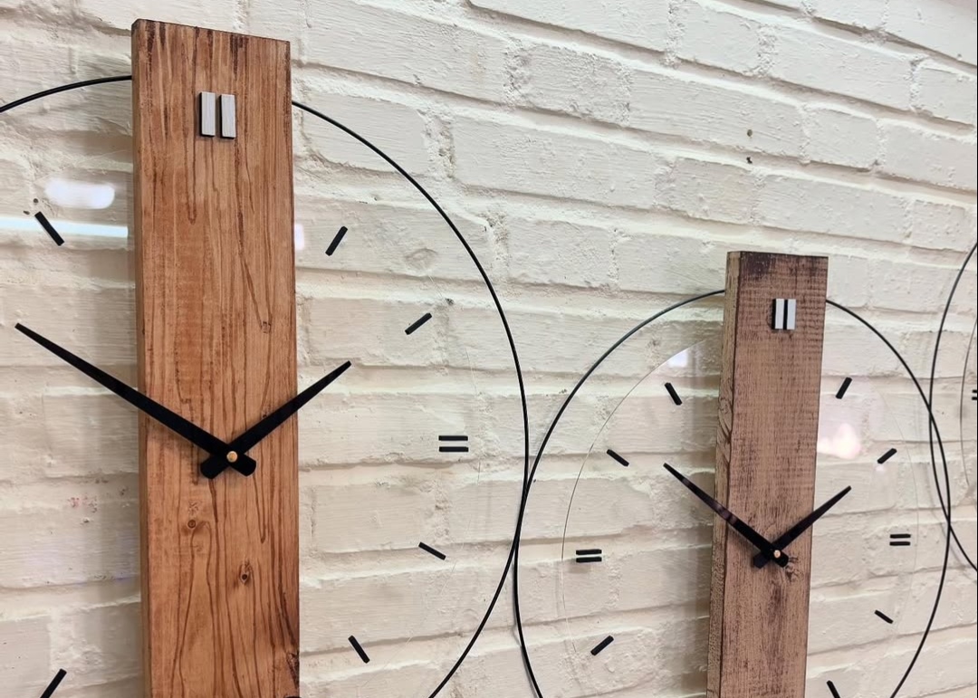 ساعت دیواری مدرن چوبی و شیشه - تصویر 1
