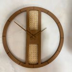 ساعت دیواری مدرن چوبی حصیردار