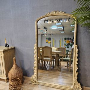 moblemane_adryna_20250416_p_3611899109892601652_9_3611899096336543644